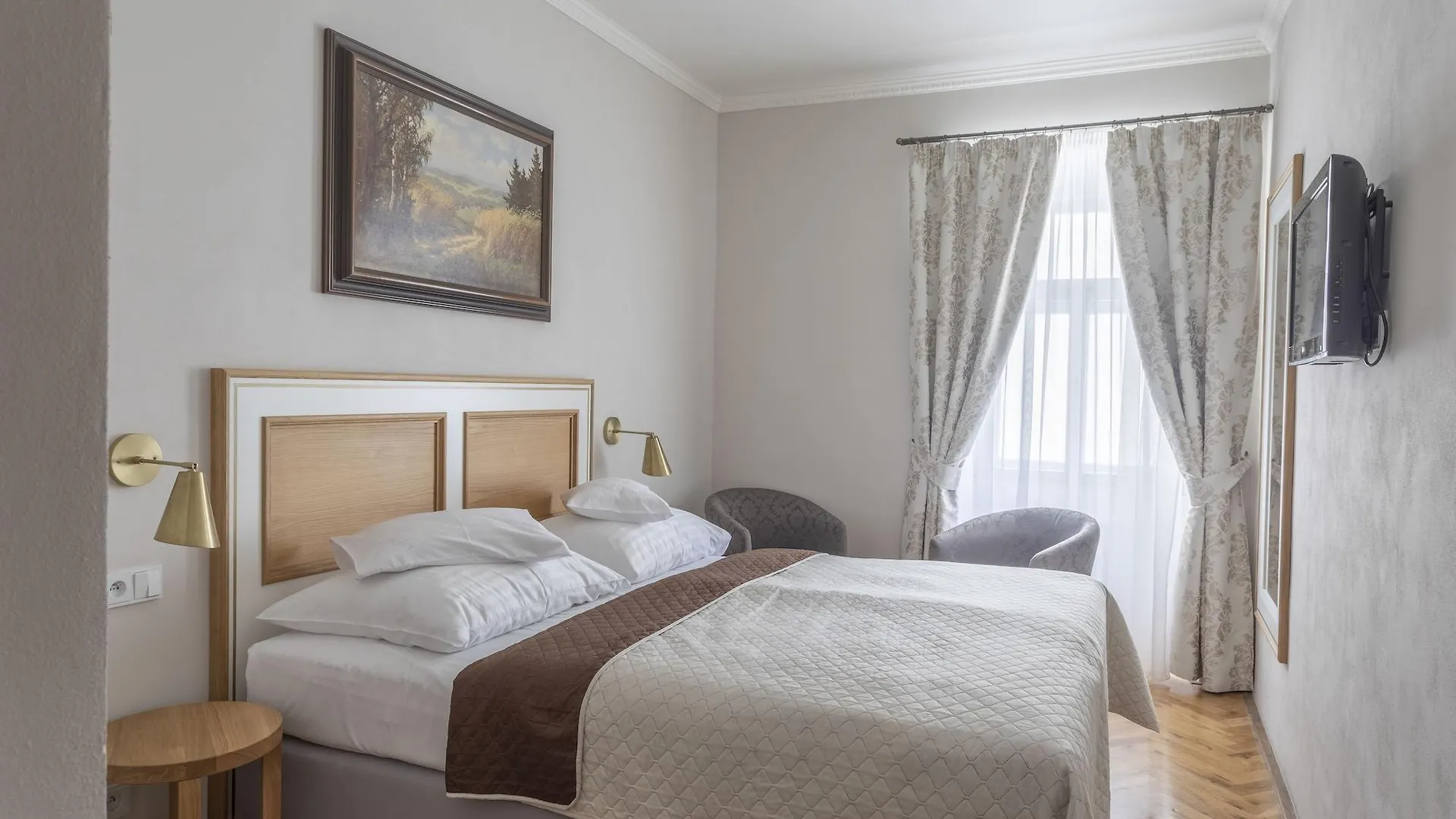Hotel At The Golden Scissors Prag